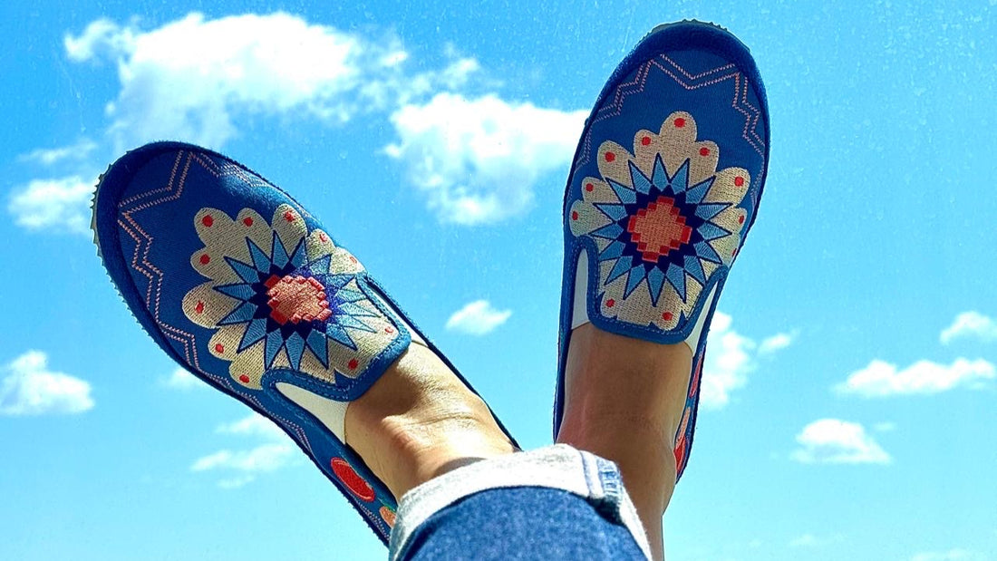 wander up slip on sneaker